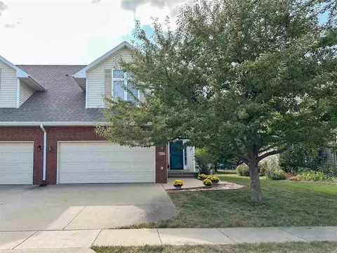 417 N Mckenzie Ln, North Liberty, IA 52317