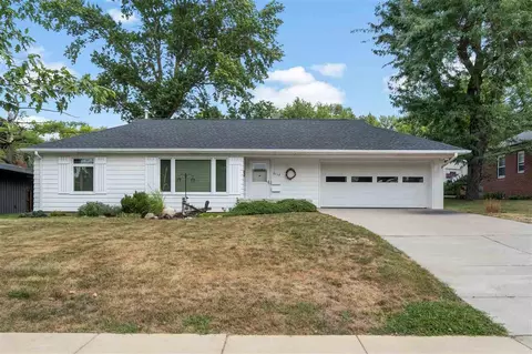 3112 Bever Ave SE, Cedar Rapids, IA 52403