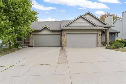 1830 Jeffrey St, Iowa City, IA 52246