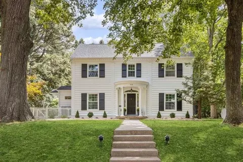 316 Lee St, Iowa City, IA 52246
