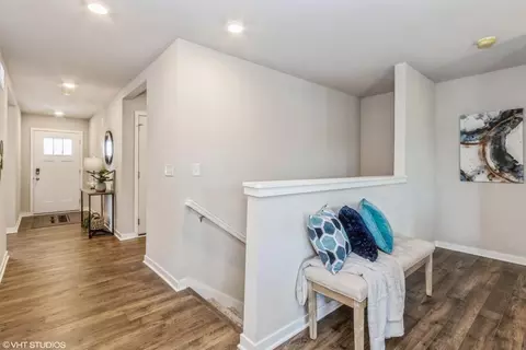 Entry Way - 7118 Chenango Ln SW, Cedarrapids, IA 52404 photo 1 of 1