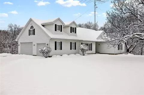 5945 32nd Ave, Shellsburg, IA 52332