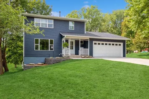 4063 Stewart Rd NE, Iowa City, IA 52240