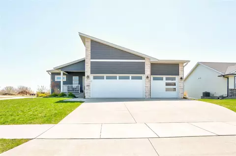 1515 Franklin St, North Liberty, IA 52317