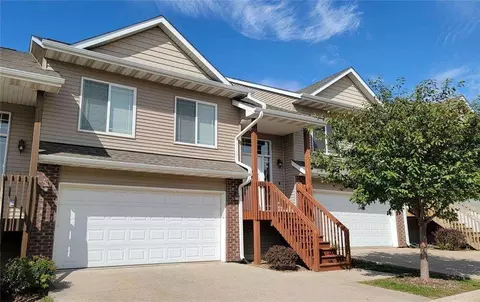 1803 Goose Lake Cir, North Liberty, IA 52317