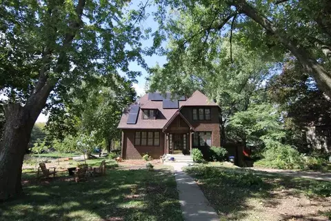 445 Garden St, Iowa City, IA 52245