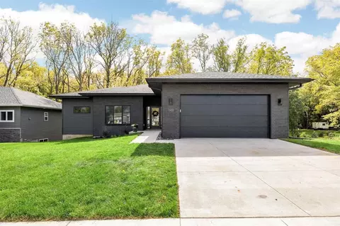 149 Toby Cir, Iowa City, IA 52240