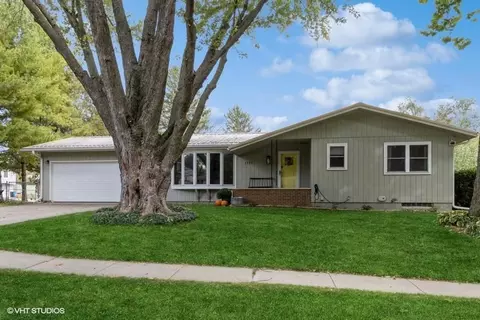 1111 17th Ave, Coralville, IA 52241