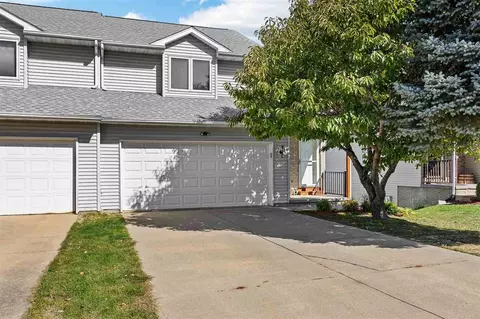 2201 14th St, Coralville, IA 52241