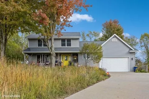 4677 Running Deer Woods NE, Iowa City, IA 52240