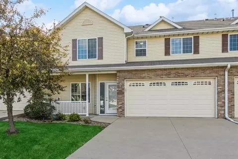 1597 Burr Dr, North Liberty, IA 52317