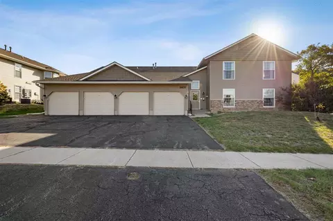 3607 Foxborough Ter NE, Cedar Rapids, IA 52402