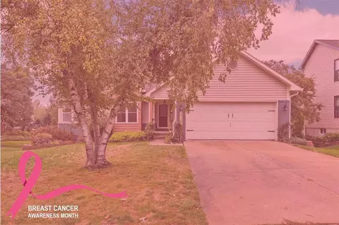 3721 Coppermill Rd NE, Cedar Rapids, IA 52402