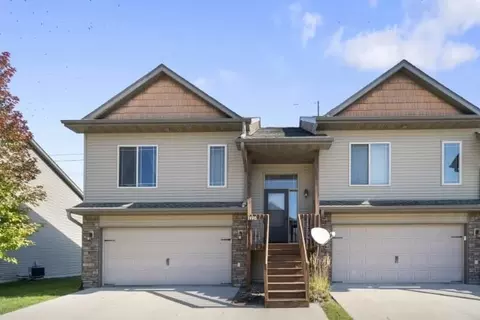 1440 Marilyn Dr, North Liberty, IA 52317
