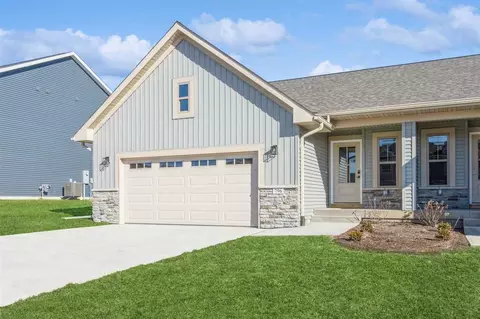 796 Brook Ridge Ave, North Liberty, IA 52317