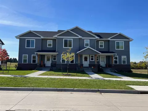 915-967 Aiden St, Iowa City, IA 52245