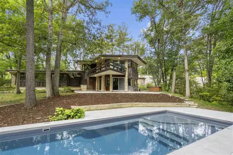 3112 Highway 1 NE, Iowa City, IA 52240