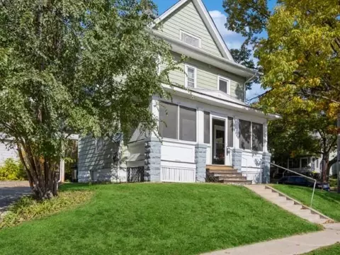 730 E Burlington St, Iowa City, IA 52240