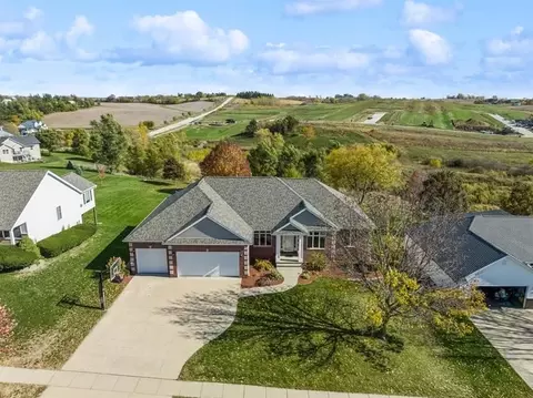 2120 Dows St, Ely, IA 52227 photo 2