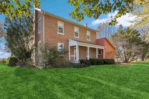 1215 Camp Cardinal Rd, Iowa City, IA 52246