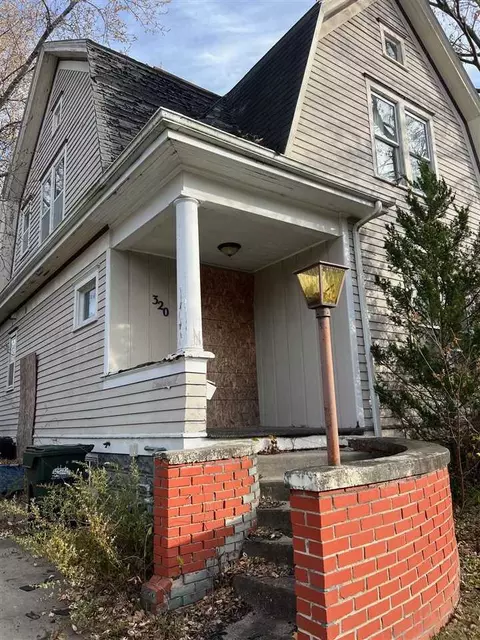 320 N Governor St, Iowa City, IA 52245