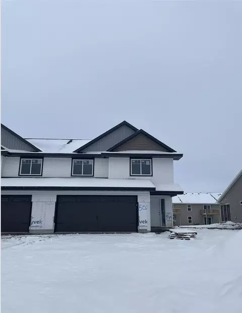 502 Elizabeth Ln, Tiffin, IA 52340