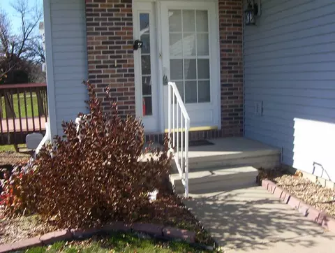 Exterior - 1845 Cominsky Ct, Ely, IA 52227 photo 2 of 8