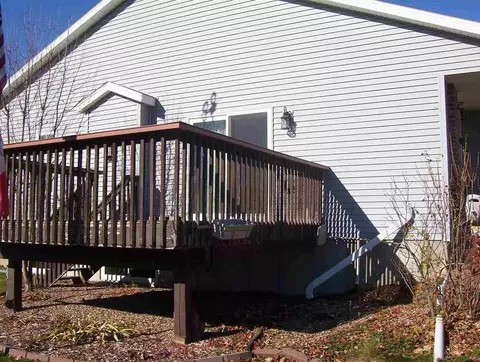 Exterior - 1845 Cominsky Ct, Ely, IA 52227 photo 3 of 8