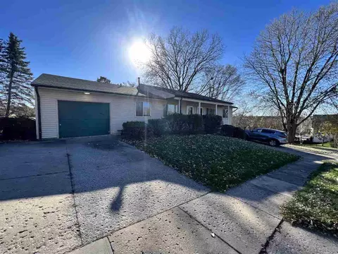 701-703 Perry Ct, Iowa City, IA 52245