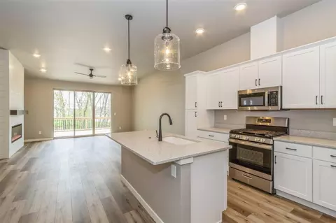 1030 Switchgrass Ln, Ely, IA 52227 photo 27