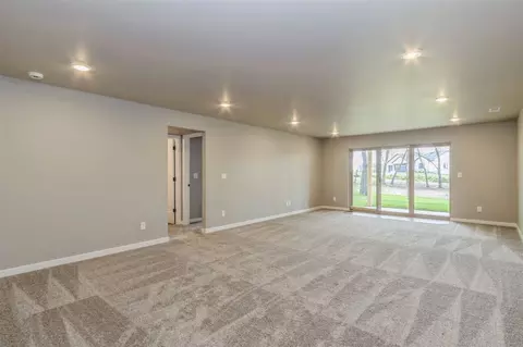 1030 Switchgrass Ln, Ely, IA 52227 photo 20