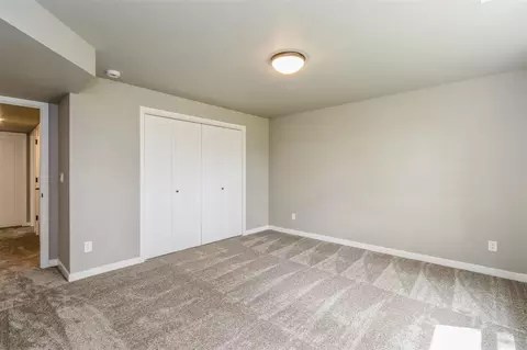 1030 Switchgrass Ln, Ely, IA 52227 photo 23