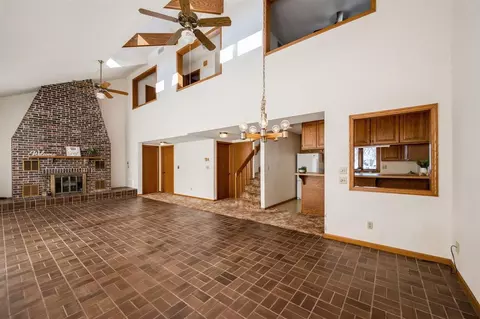 5791 Michael Dr NE, Cedar Rapids, IA 52411 photo 6
