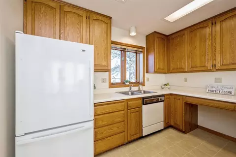 5791 Michael Dr NE, Cedar Rapids, IA 52411 photo 13