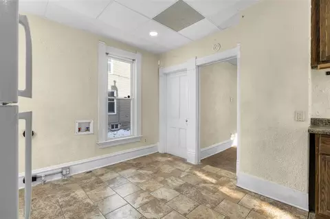 511 16th St NE, Cedar Rapids, IA 52402 photo 14