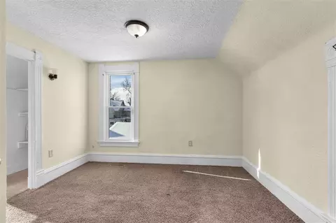 511 16th St NE, Cedar Rapids, IA 52402 photo 15