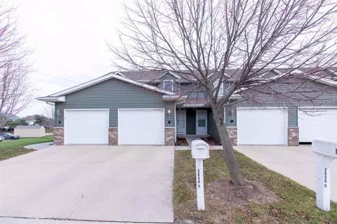 3840 37th Ave SW, Cedar Rapids, IA 52404