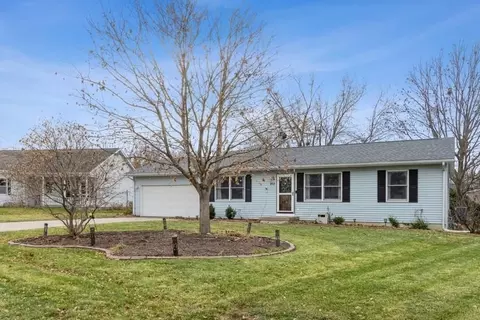 203 Douglas St, Williamsburg, IA 52361