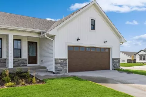 762 Clark Ave, North Liberty, IA 52317