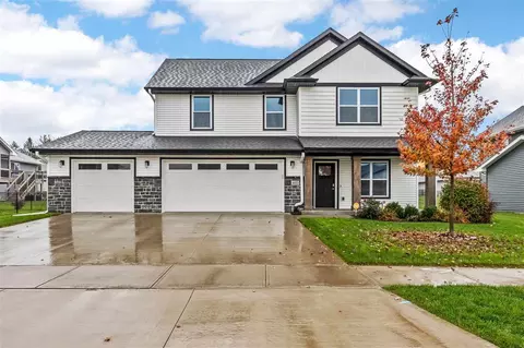 4433 Luke Dr, Iowa City, IA 52246