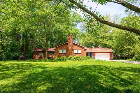 420 Park Rd, Iowa City, IA 52246