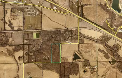 NW Eagle Ave, Oxford, IA 52322