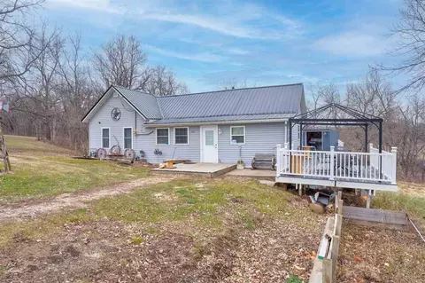 311 E South St, What Cheer, IA 50268