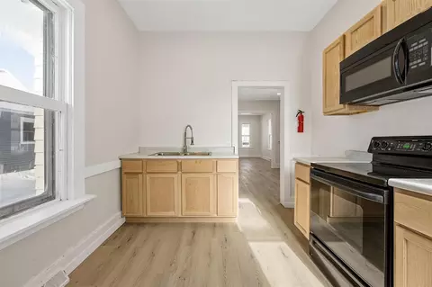 Kitchen - 1007 E Avenue NW, Cedar Rapids, IA 52405 photo 1 of 3