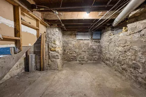Bath - 1007 E Avenue NW, Cedar Rapids, IA 52405 photo 2 of 2