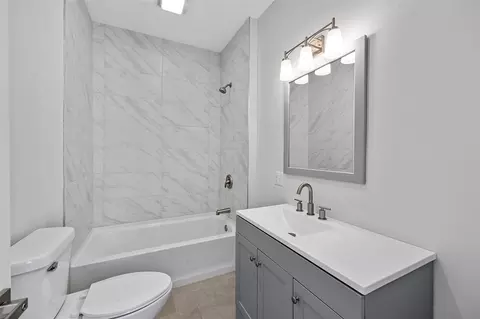 Bath - 1007 E Avenue NW, Cedar Rapids, IA 52405 photo 1 of 2
