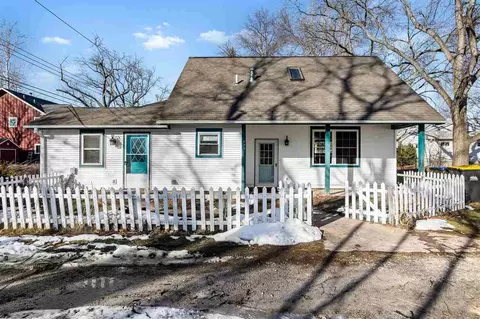 625 4th Ave, Iowa City, IA 52245