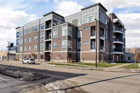 200 3rd Ave, Cedar Rapids, IA 52404