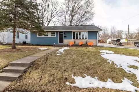 1401 Ash St, Iowa City, IA 52240