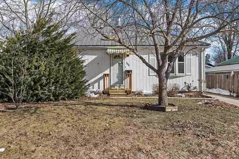 908 Dearborn St, Iowa City, IA 52240